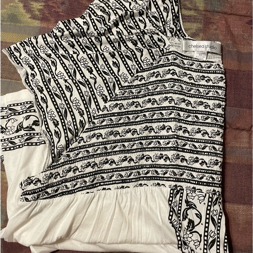 black and white top